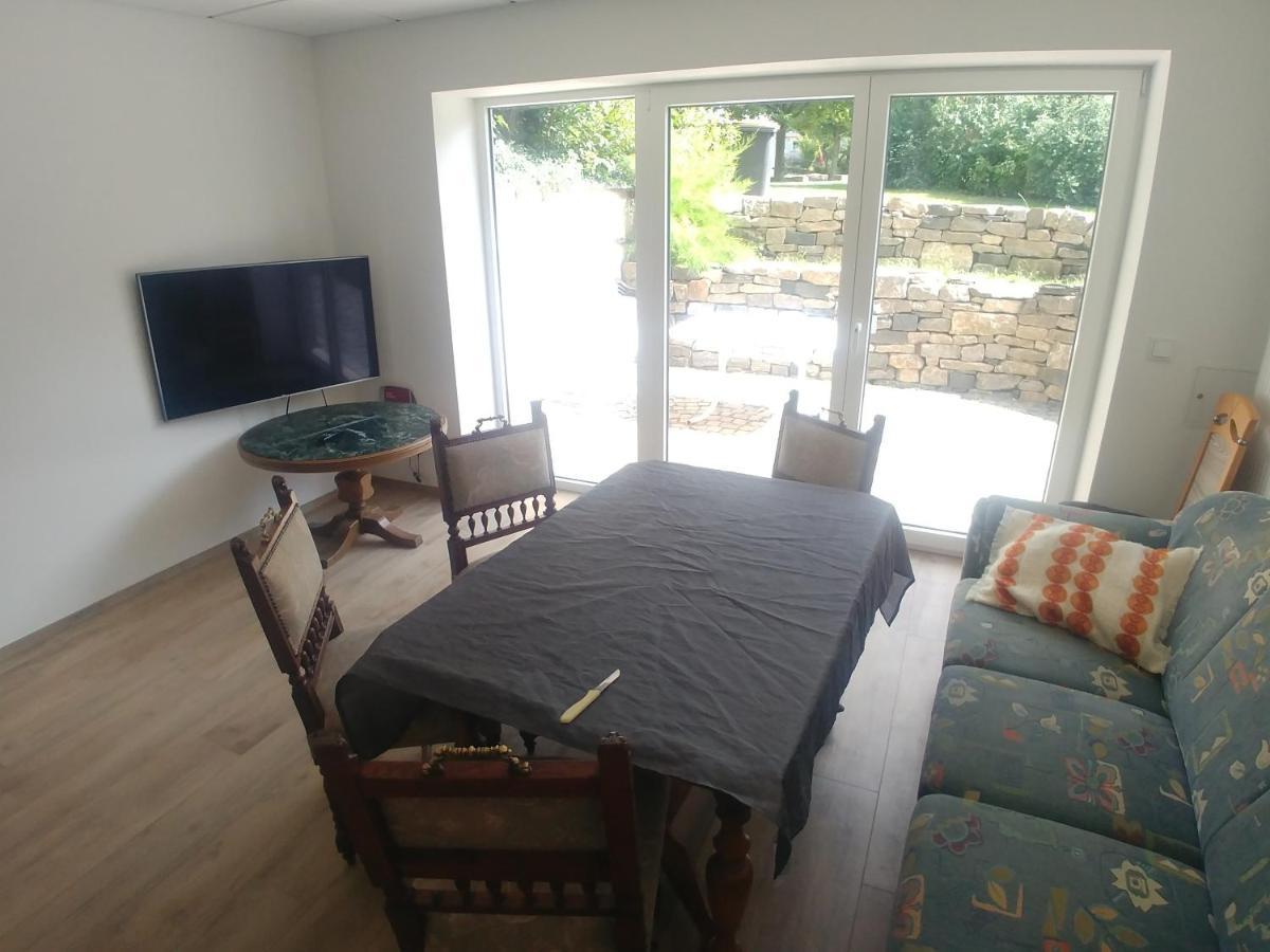 Monteur- Und Ferienwohnung Gemmer 52Qm Herold Bagian luar foto